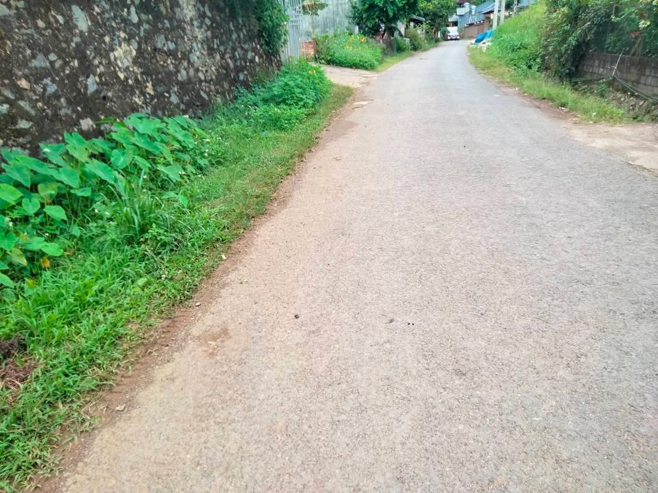 Đất thổ cư Bản Bó, Chiềng An 100m² giá 400 triệu - Đường ô tô tránh nhau!