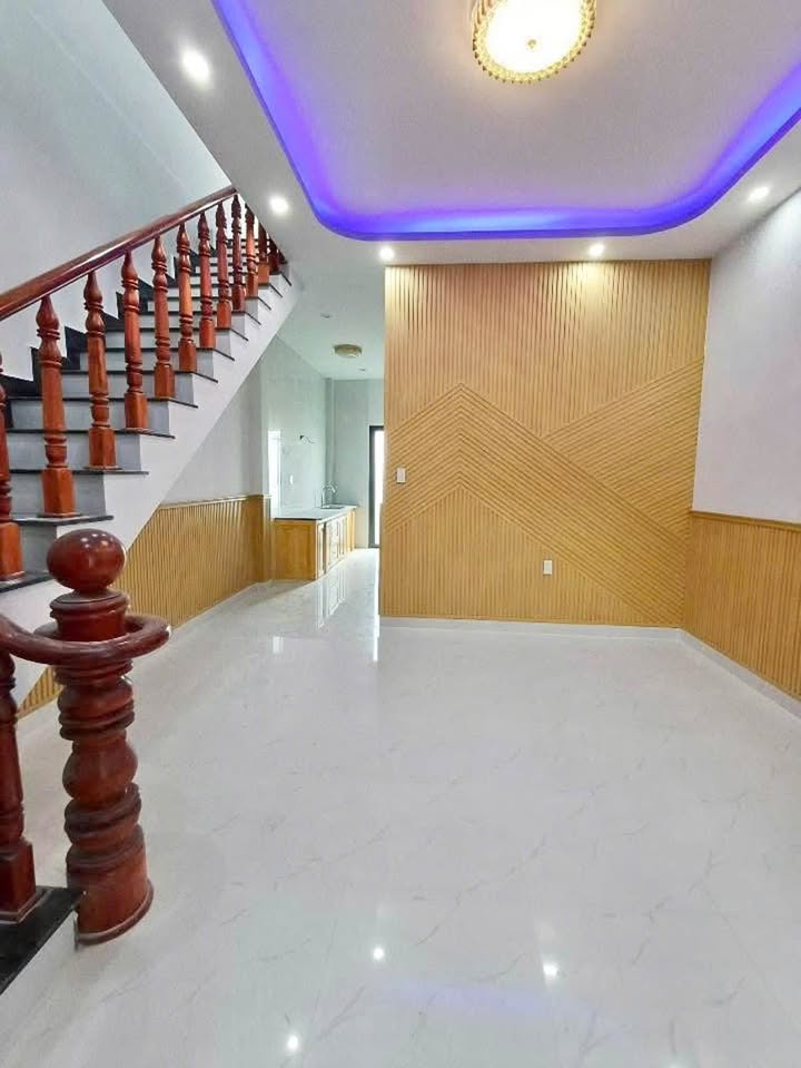 Nhà bán tại Đà Lạt 56m² giá 2.3 tỷ - Xây dựng kiên cố, chính chủ!