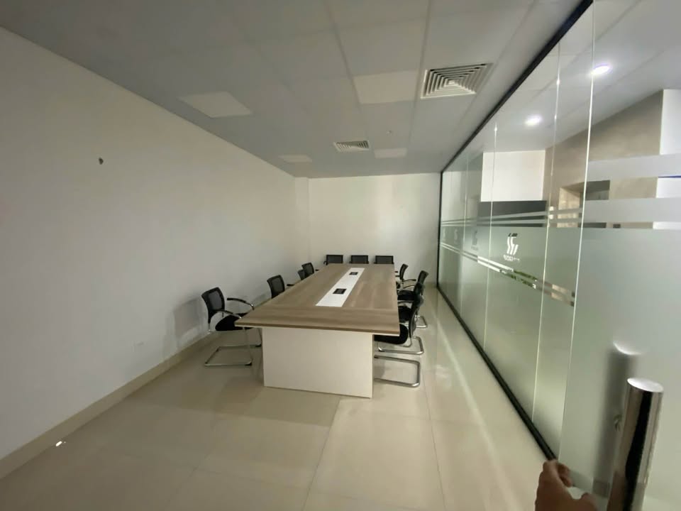 Văn phòng cho thuê tại Hoàng Cầu, Đống Đa, 159m² giá 30 triệu - Thời gian làm việc linh động!