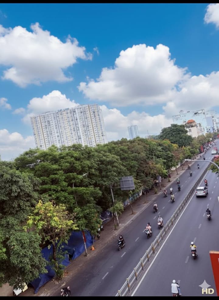 Nhà Mặt Tiền Lũy Bán Bích, Tân Phú 40.85m² giá 11.8 tỷ - Đầu tư sinh lời tốt!