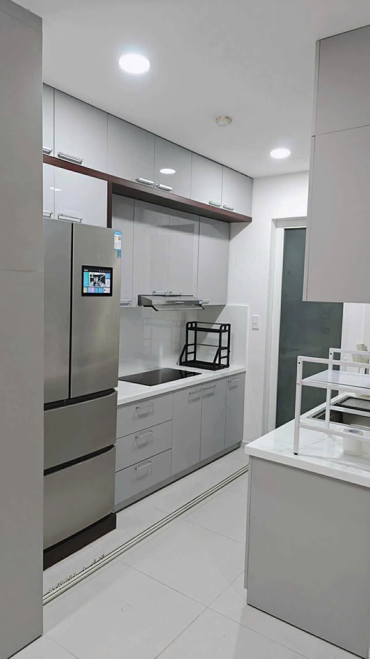 Căn hộ 3PN Xi Grand Court Quận 10 giá chỉ 25 triệu - Tiện ích đầy đủ