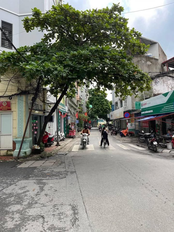 Đất vàng mặt phố Chùa Quỳnh, Hai Bà Trưng 210m² giá 44 tỷ - Cơ hội đầu tư sinh lời cao!