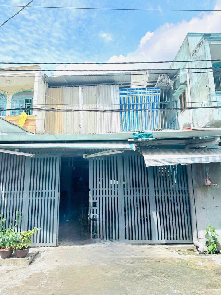 Nhà mặt tiền khu biệt thự ADC, Tân Phú 155m² giá 16.8 tỷ - Vị trí đắc địa cho văn phòng!