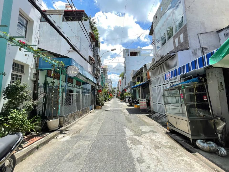 Nhà mặt tiền Lê Văn Quới, Bình Tân 50m² giá 6.95 tỷ - Kinh doanh đa ngành nghề!