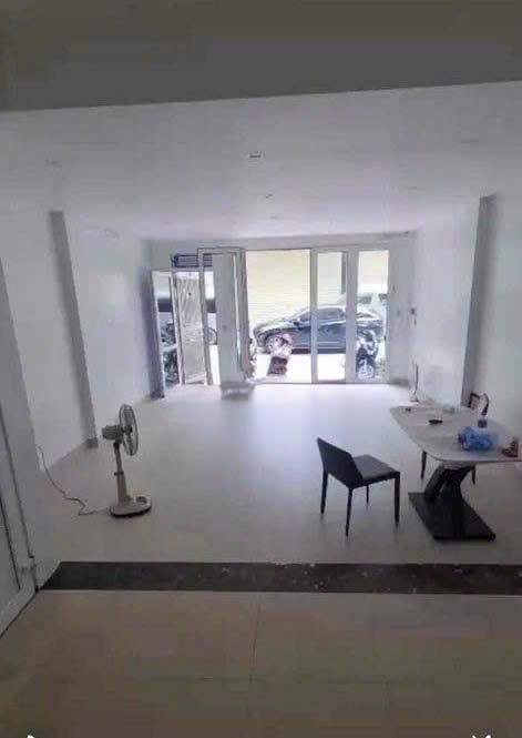 Nhà 5 tầng cho thuê tại Vạn Phúc, Hà Đông 50m² - Ô tô đỗ cửa, kinh doanh tiện lợi!