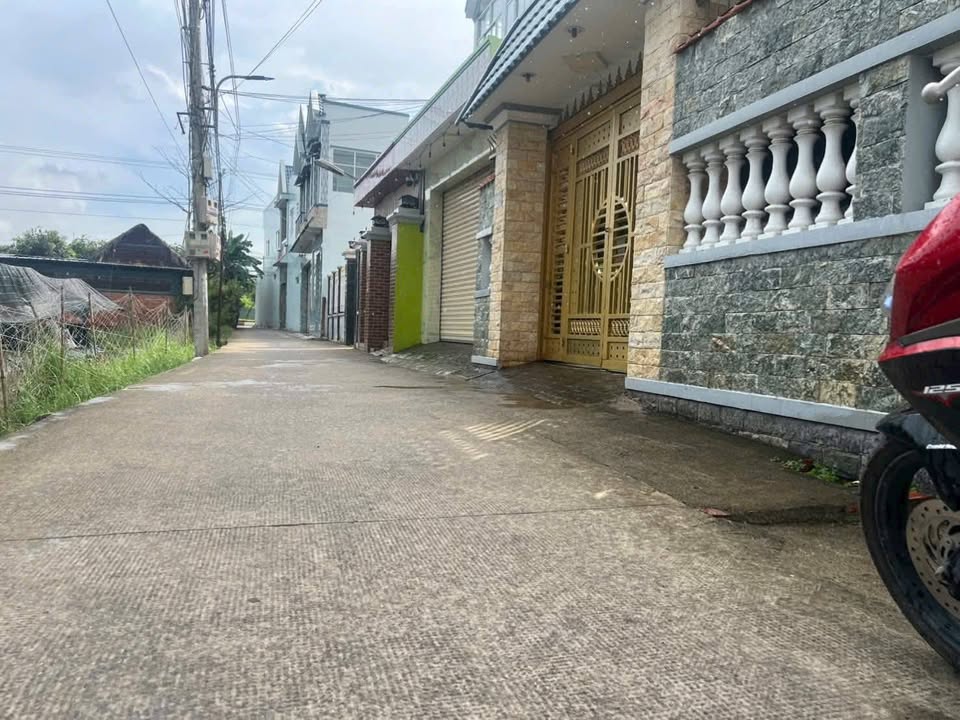 Đất nền khu phố Thanh Ba, thị trấn Cần Giuộc 97m² - Đường xe hơi, dân cư đông đúc!