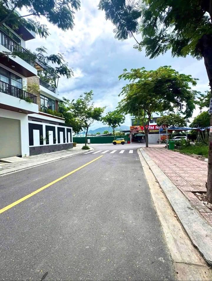 Đất nền Khu đô thị Hà Quang 2, Nha Trang 90m² giá 6.85 tỷ - Cơ hội đầu tư tốt!
