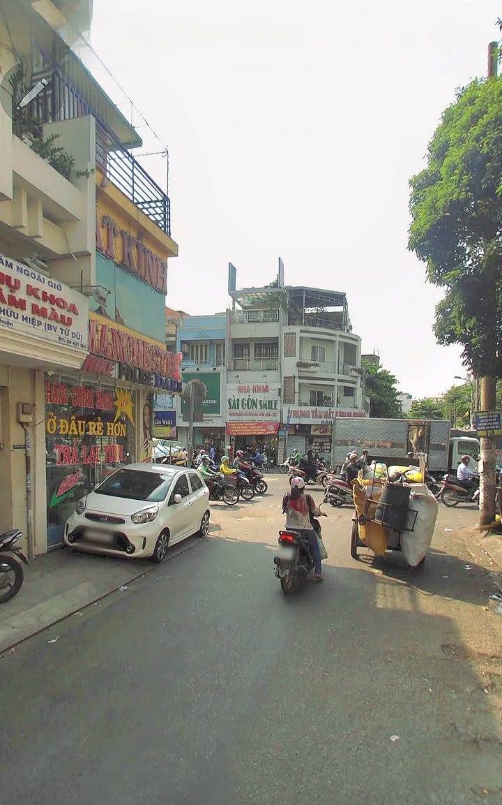 Nhà mặt tiền Phùng Văn Cung, Phú Nhuận 46m² giá 9 tỷ - Cơ hội kinh doanh hiếm có!