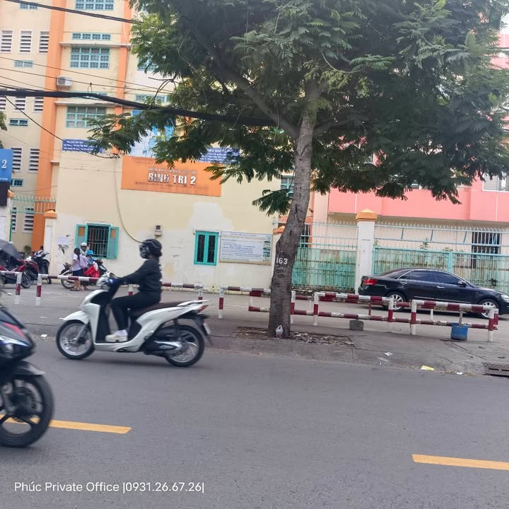 Nhà mặt tiền đường Tỉnh Lộ 10, Bình Tân, 96m² giá 7.799 tỷ - Thiết kế hiện đại, sổ hồng chính chủ!