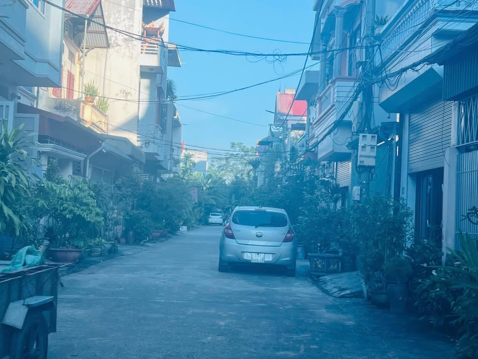 Đất nền 82m² tại phường Tùng Thiện, Sơn Tây - Giá chỉ 2 tỷ, ô tô tránh nhau!