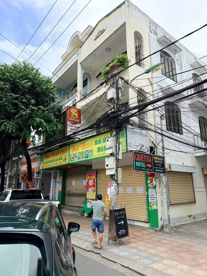 Bán đất góc 2 mặt tiền Lý Tự Trọng, Lộc Thọ, Nha Trang 184.9m² - Đầu tư sinh lời ngay!