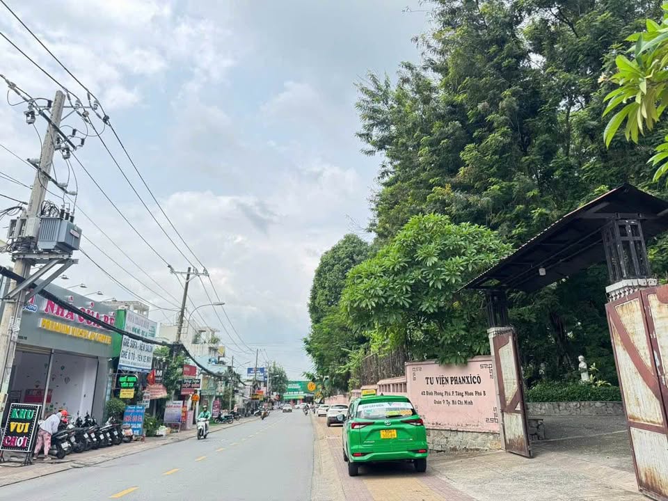 Đất nền Tăng Nhơn Phú B 42m² giá 2.1 tỷ - Sổ hồng chính chủ sang tên ngay!