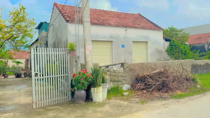 Đất nền Quỳnh Liên 215m² giá thỏa thuận - Vị trí kinh doanh lý tưởng!