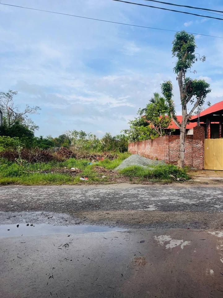 Lô đất 281m² khối Trần Phú, Nghi Hương, Cửa Lò - Đường nhựa ôtô tránh nhau!