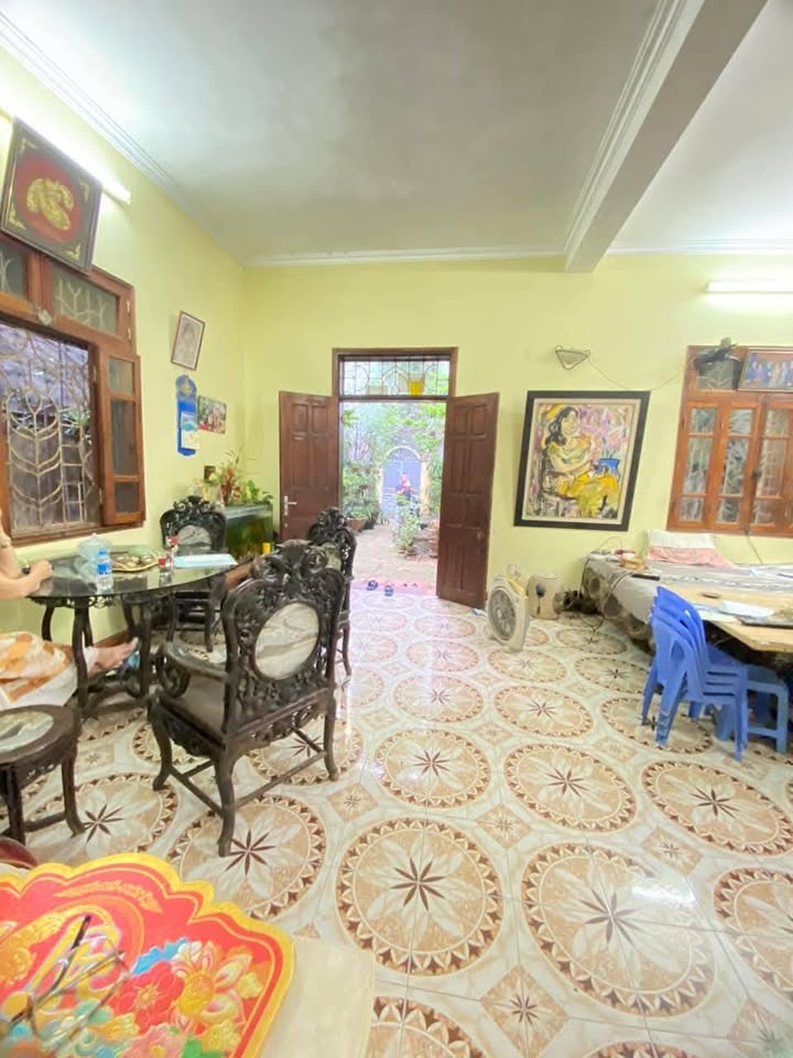 Đất xây CCMN Vạn Phúc, Hà Đông 76m² giá 10 tỷ - Mặt tiền 5m, 2 mặt thoáng!