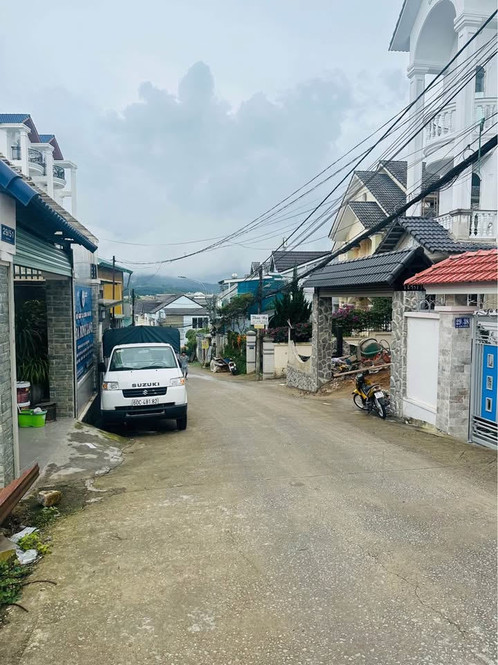 Đất Mặt Tiền Đường Kim Đồng, Đà Lạt 186m² giá 7.5 tỷ - Sổ riêng, thổ cư 100%!