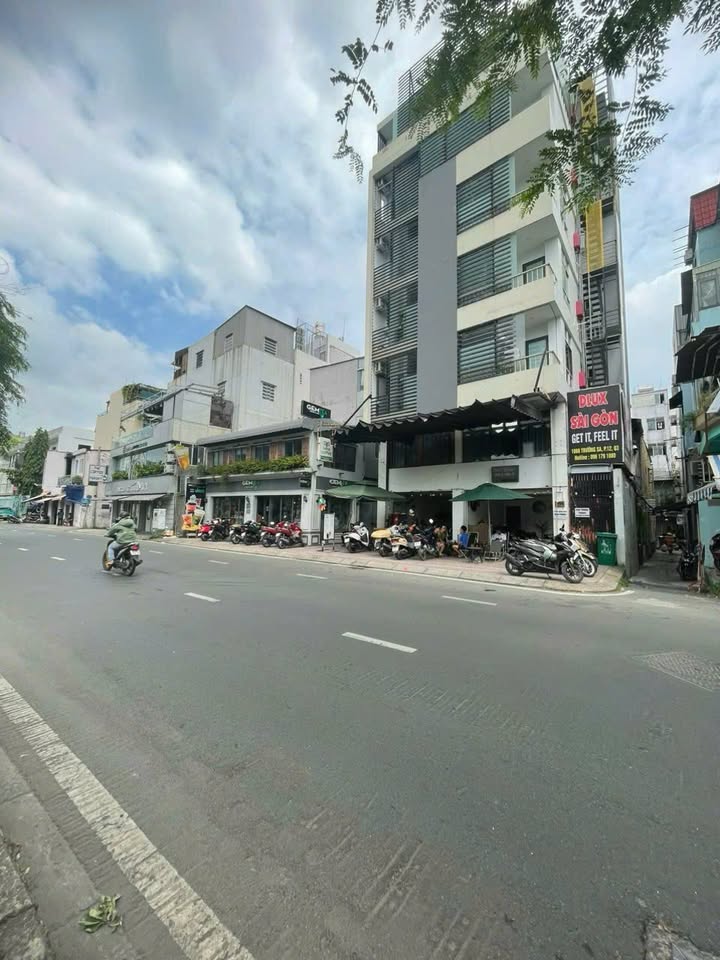 Nhà mặt tiền Trường Sa, Quận 3 - Diện tích 108m², giá 34.9 tỷ - Cơ hội đầu tư hiếm có!