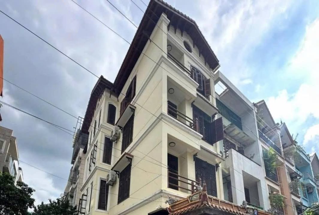 Văn phòng cho thuê liền kề Văn Quán 160m² giá 15 triệu - Nhận ngay!