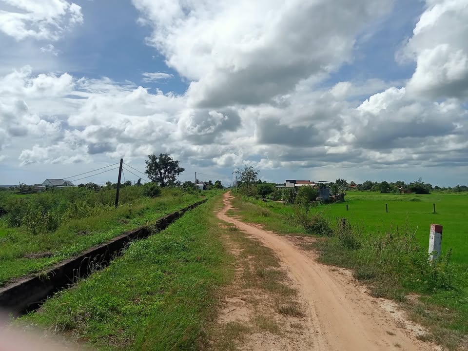 Đất nền liền kề Thôn 6, xã Hàm Chính, 6000m² giá 1.08 tỷ - Cơ hội đầu tư hấp dẫn!