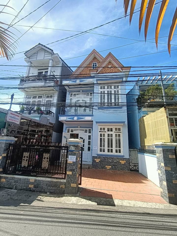 Nhà cho thuê đường Phan Chu Trinh, Đà Lạt 350m² - Tiện kinh doanh, giá chỉ 12 triệu/tháng!