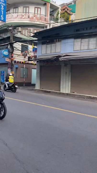 Nhà cho thuê 171 Đồng Đen, Tân Bình 77m² giá 28 triệu - Vị trí kinh doanh sầm uất!