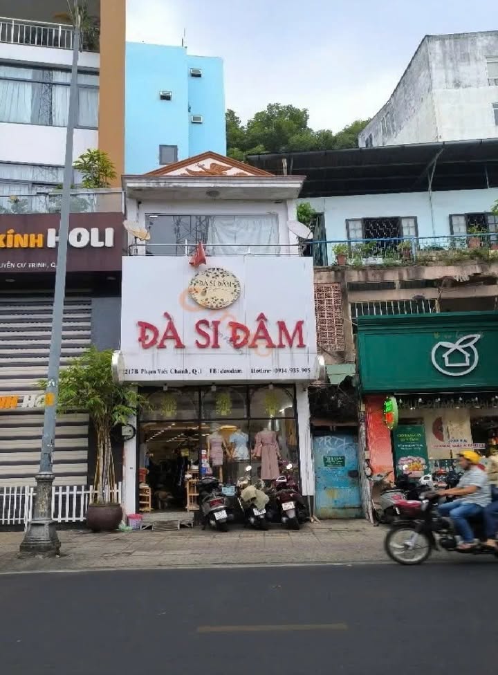 Nhà nguyên căn cho thuê đường Phạm Viết Chánh, Quận 1, 72m² - Vị trí đẹp, sẵn sàng hoạt động!