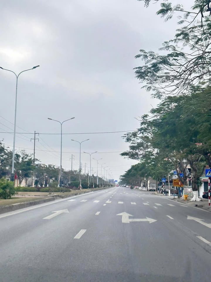 Đất nền mặt đường 353 Dương Kinh Hải Phòng 200m² giá 4 tỷ - Đầu tư sinh lời ngay!