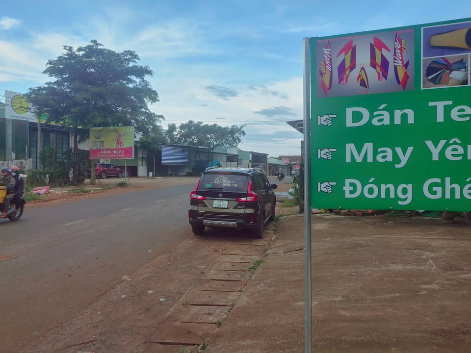 Nhà cho thuê kinh doanh tại thôn Hàm Rồng, Gia Lai - Diện tích 175m² chỉ 1.8 triệu/tháng!