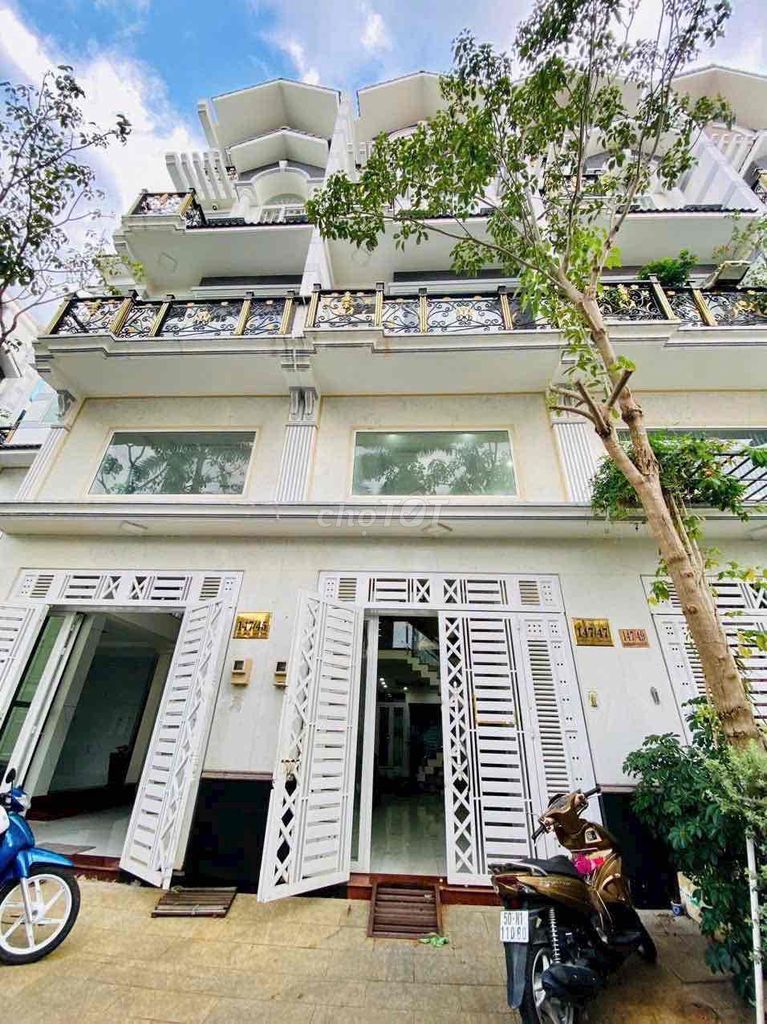 Chung cư mini Quận 8 32m² giá 3.5 triệu - Nội thất hiện đại, view biệt thự!