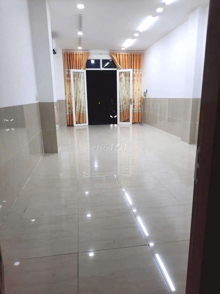 Cho thuê mặt bằng kinh doanh 60m² ngay mặt tiền đường Lê Văn Linh - Giá chỉ 14 triệu!