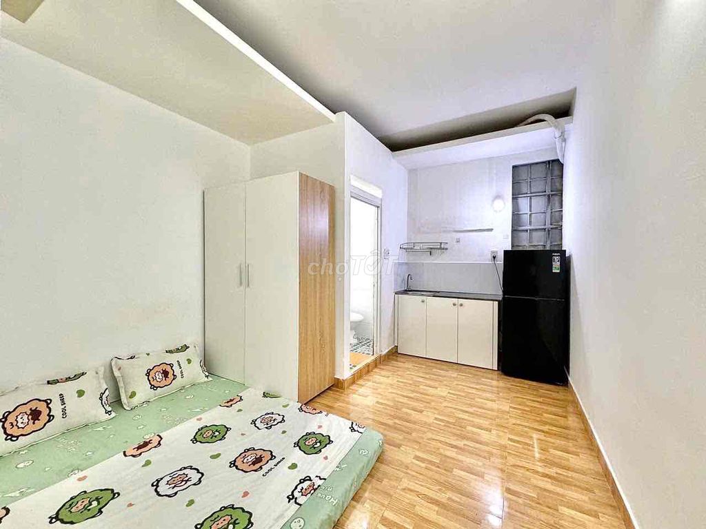 Phòng Studio Nguyễn Kiệm 15m² giá 4.3 triệu - Trống ngay, nội thất đầy đủ!