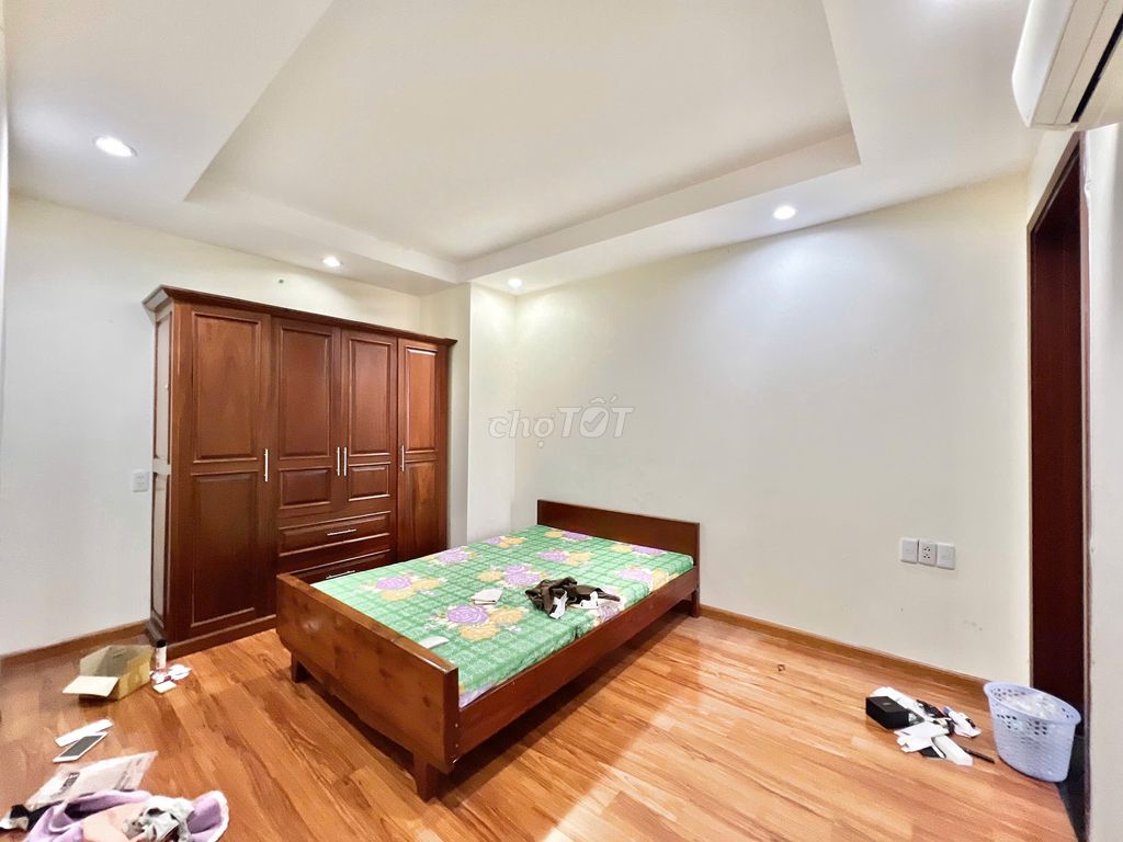 Căn hộ Cộng Hòa Plaza Quận Tân Bình 141m² giá 20 triệu - Full nội thất cao cấp!