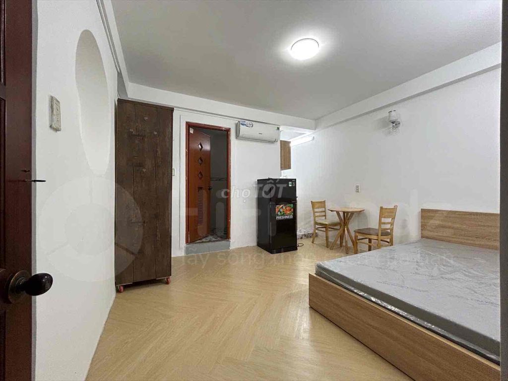 Phòng studio cho thuê tại Tân Bình 28m² giá 4 triệu - Tiện ích đầy đủ, gần sân bay!