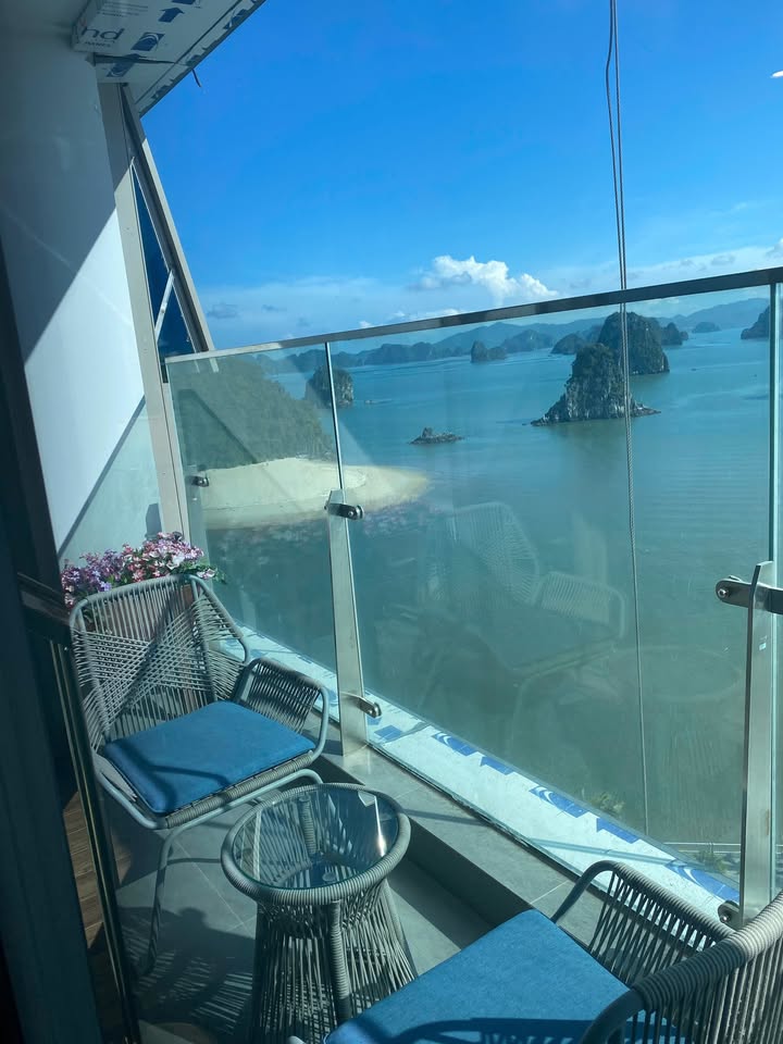 Căn hộ 2 phòng ngủ Crystal Holidays Vân Đồn 86m² giá 3 tỷ - Không gian sống thiên nhiên tuyệt đẹp!