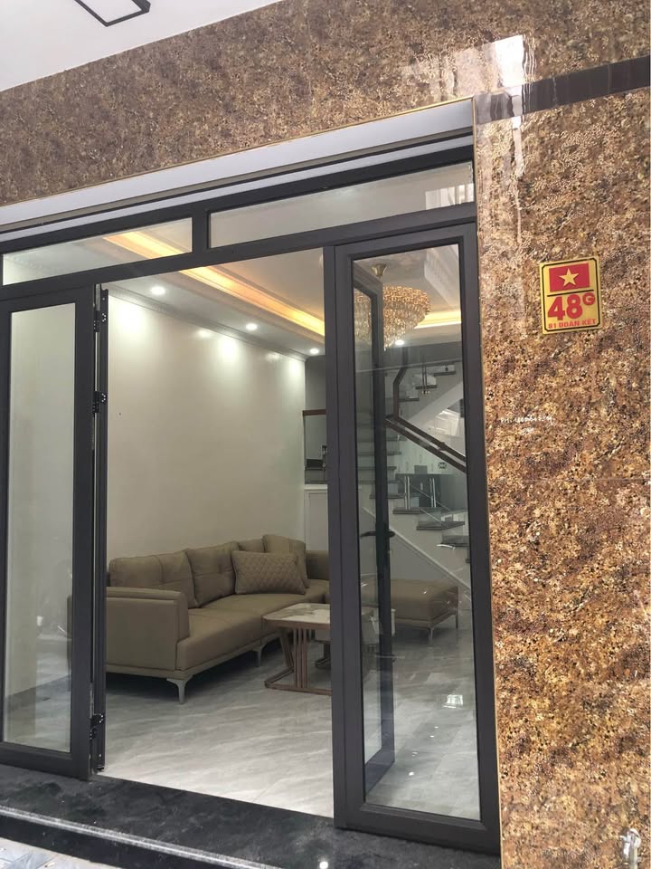 Nhà 3 tầng Đoàn Kết, Hải Phòng 50m² giá 3.05 tỷ - Sổ đỏ chính chủ, gần chợ!