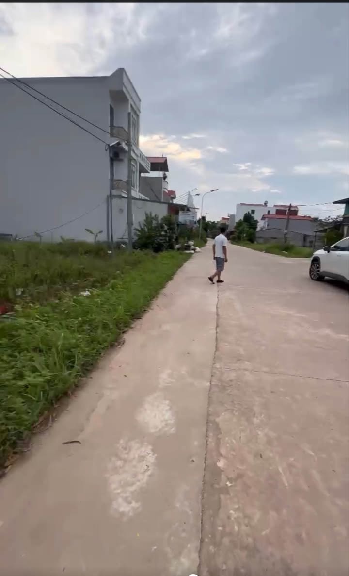 Đất nền Xương Lâm, Lạng Giang 100m² giá chỉ 1.8 tỷ - Kinh doanh sinh lời ngay!