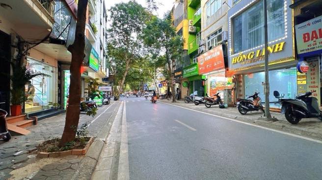 Nhà mặt phố Cầu Diễn 110m² giá nhỉnh 10 tỷ - Kinh doanh sầm uất ngay trung tâm!