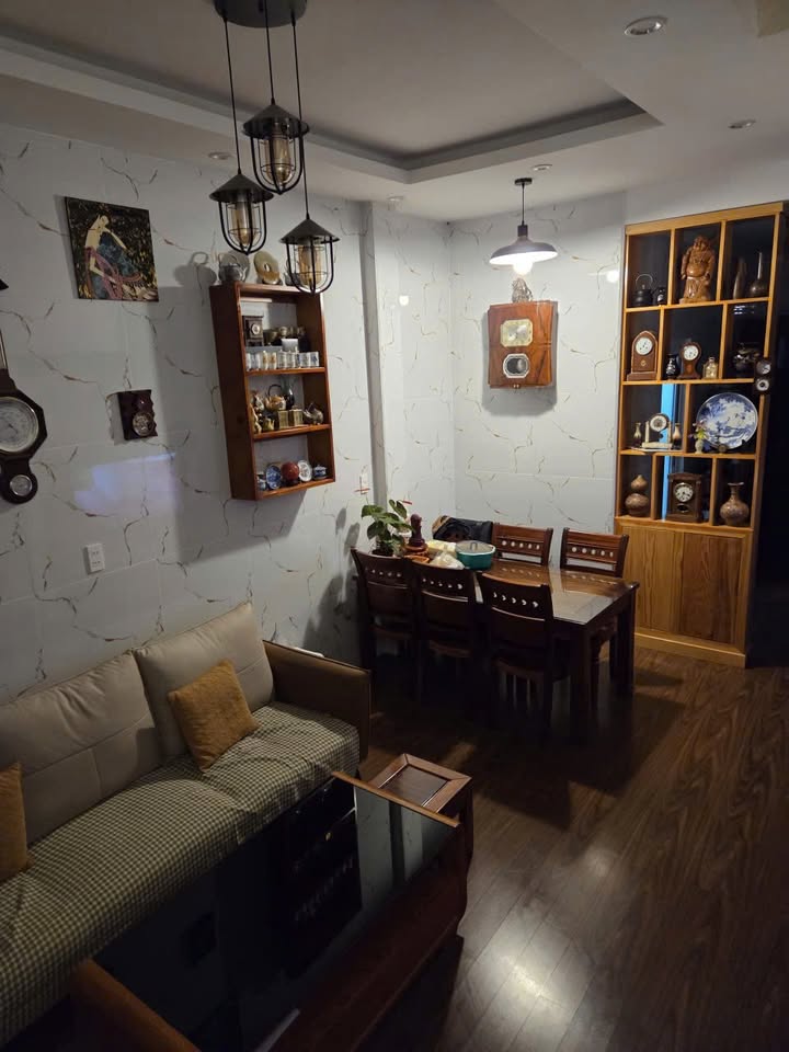 Nhà phố hẻm xe hơi Đường Lữ Gia 52m² giá 4.2 tỷ - Sẵn sàng vào ở ngay!