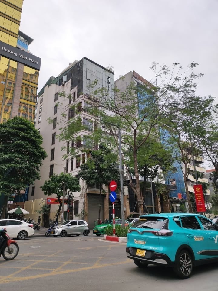 Nhà mặt phố Láng Hạ, Ba Đình 113m² giá 61 tỷ - Đầu tư sinh lời hấp dẫn!