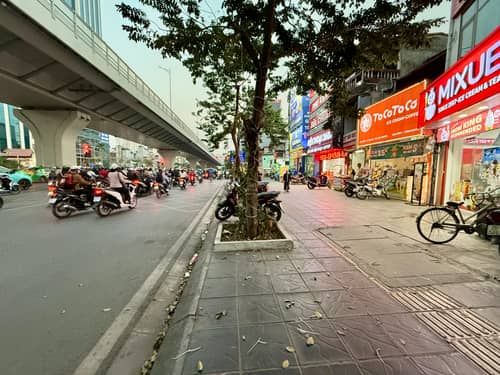 Nhà mặt phố Đại La, Hai Bà Trưng, 73m² - Kinh doanh sầm uất, giá thỏa thuận!