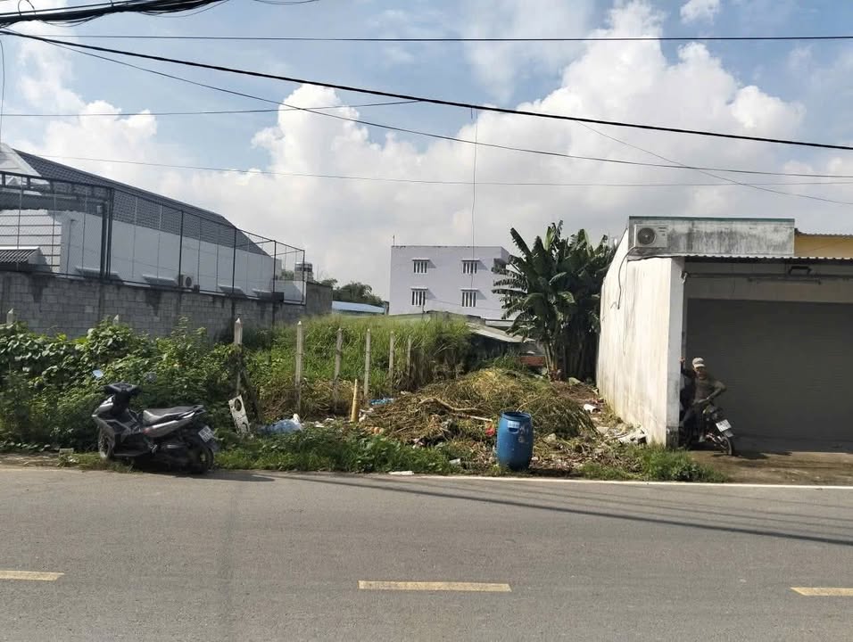 Nhà mặt tiền Nguyễn Kim Cương, Tân Thạnh Đông, 175m² giá 3.95 tỷ - Cơ hội đầu tư tuyệt vời!