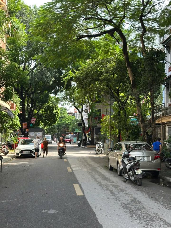 Nhà liền kề 5 tầng KĐT Văn Quán 84m² giá chỉ 2x tỷ - Đầu tư sinh lời ngay!