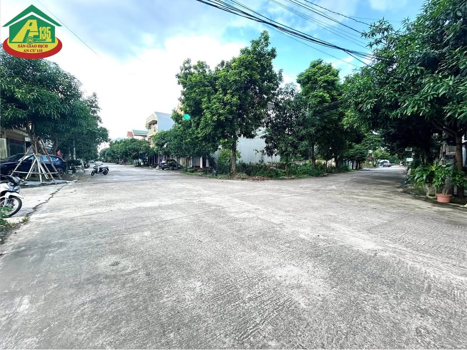 Đất nền ngõ Phạm Thận Duật, Bích Đào 90m² giá chỉ 4 tỷ - Cơ hội đầu tư hấp dẫn!