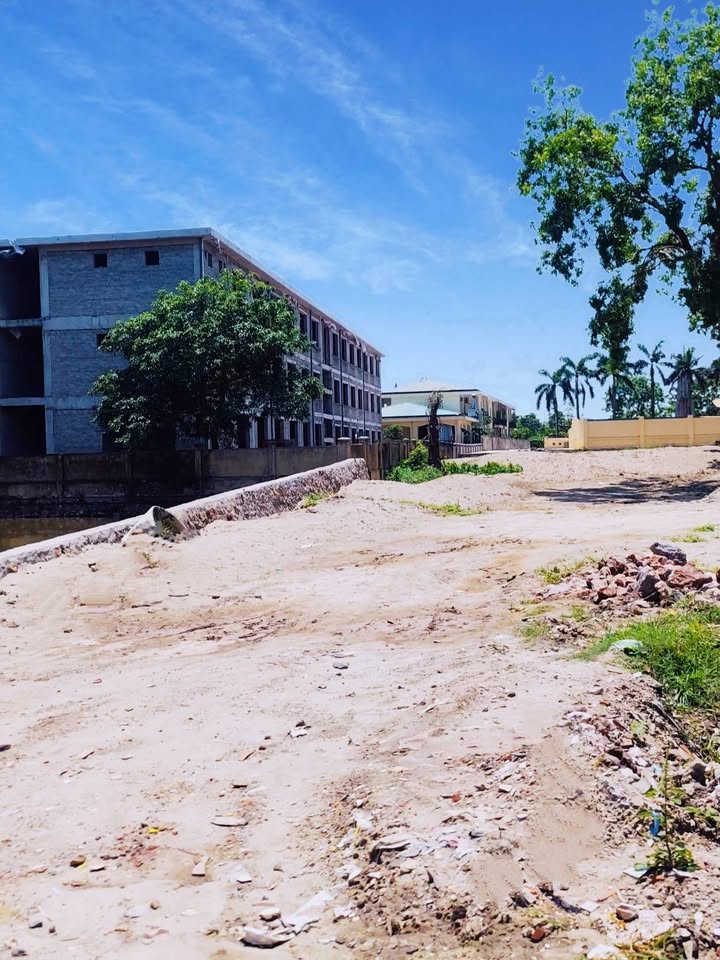 Đất nền 400m² xã Nam Triều, Phú Xuyên - Sổ đỏ chính chủ, giá thỏa thuận!