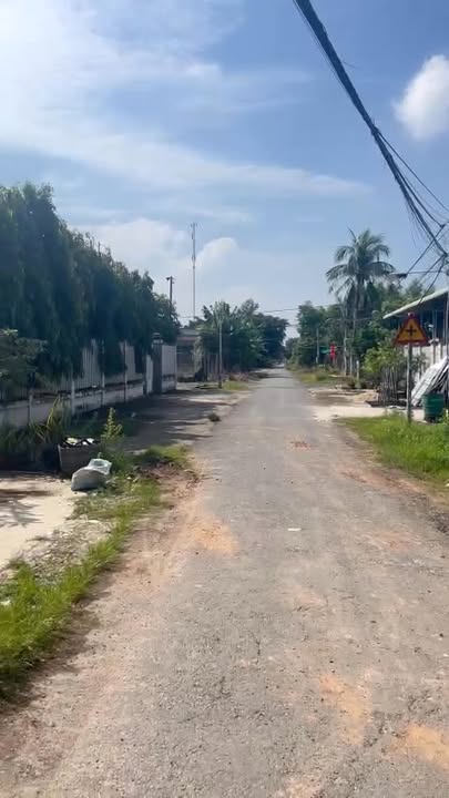 Đất nền Hẻm 10 Tôn Đức Thắng, Hòa Thành 250m² giá chỉ 180 triệu - Cơ hội đầu tư hiếm có!