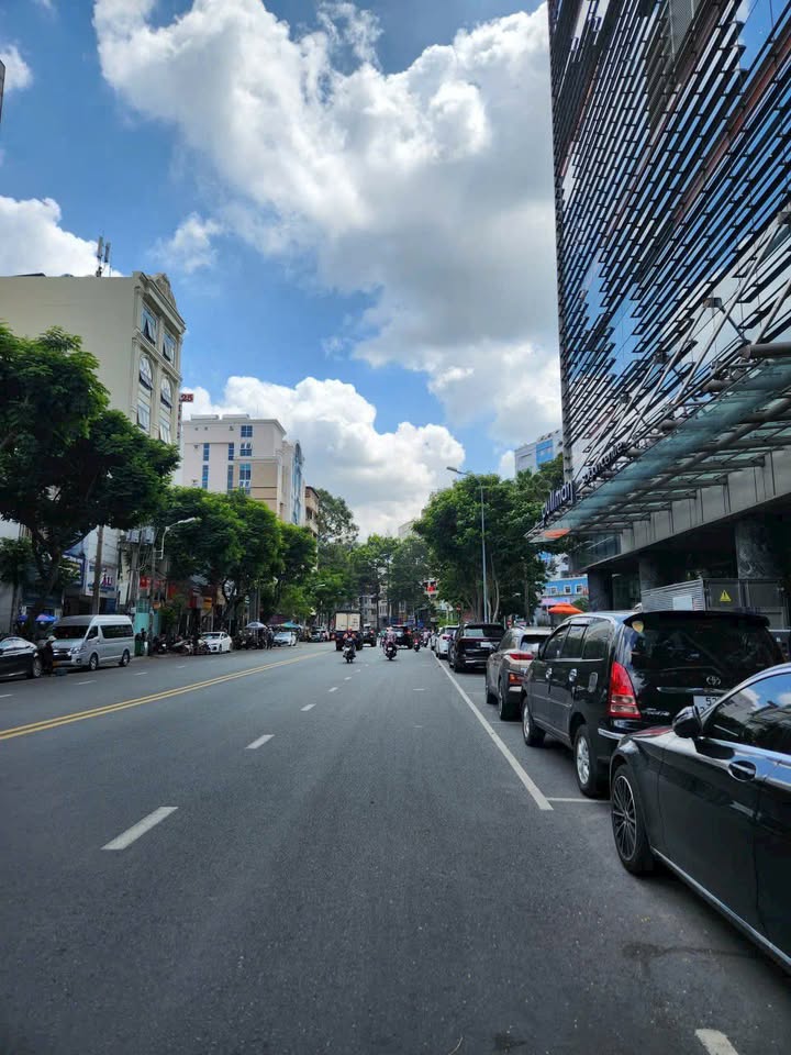 Nhà mặt tiền Chợ An Đông, Quận 5, 64m² giá 27.5 tỷ - Đầu tư sinh lời!