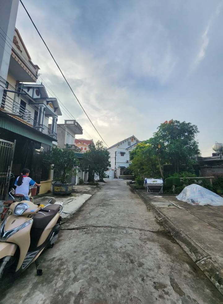 Biệt thự 200m² Minh Quang, Vũ Thư - Giá chỉ 2 tỷ - Đầu tư sinh lời ngay!