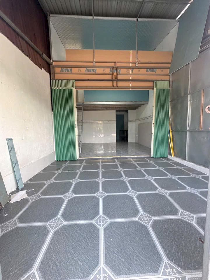 Nhà nguyên căn cho thuê mặt tiền Tân Thới Hiệp 36m² chỉ 4 triệu/tháng - Phù hợp kinh doanh
