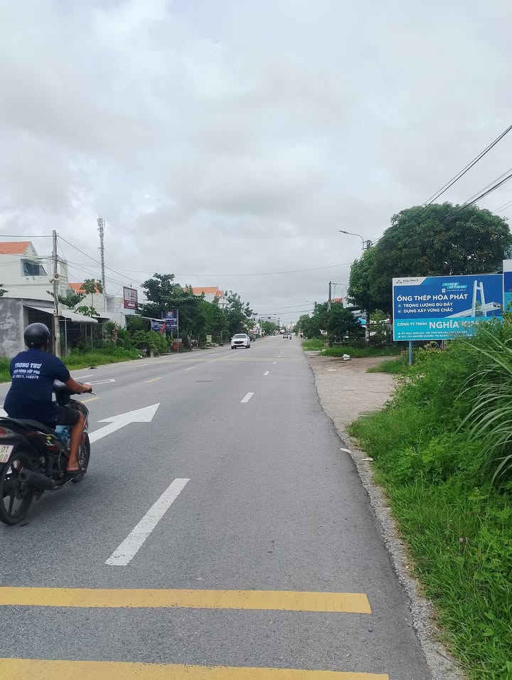 Đất nền mặt tiền Quốc lộ 1A, Đức Phổ, 167m², giá chỉ 1.6 tỷ - Cơ hội đầu tư tuyệt vời!