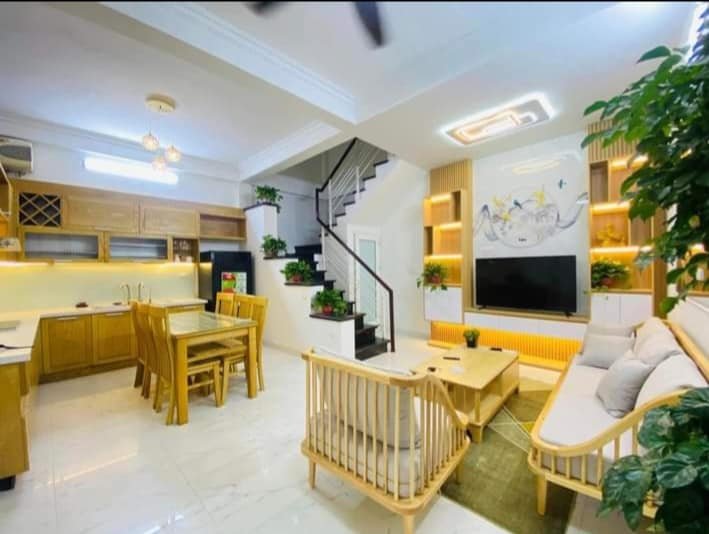 Nhà phố Gốc Đề - Minh Khai 38m² giá 6.9 tỷ - Full nội thất sang trọng!